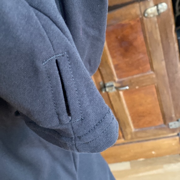 CLOAK HOODED CAPE JACKET HIDDEN IN PLAIN SIGHT UNIQUE SMALL EXCELLENT  GOTH - Picture 7 of 8